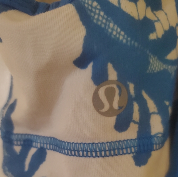 Lululemon No Limits Tank Beaming Blue / Laceoflage Polar Cream Beaming Blue - Picture 14 of 16